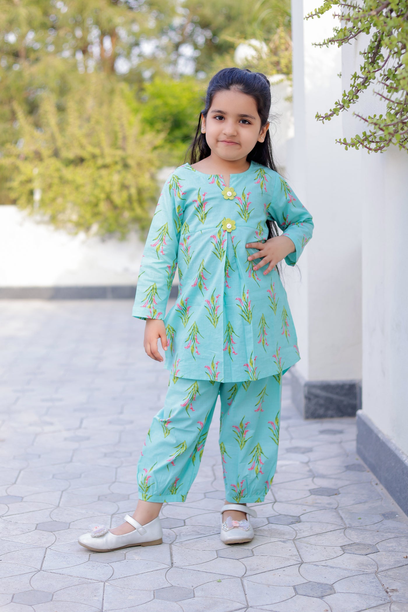 Tulip Twirls Co-Ord – Aqua Glow