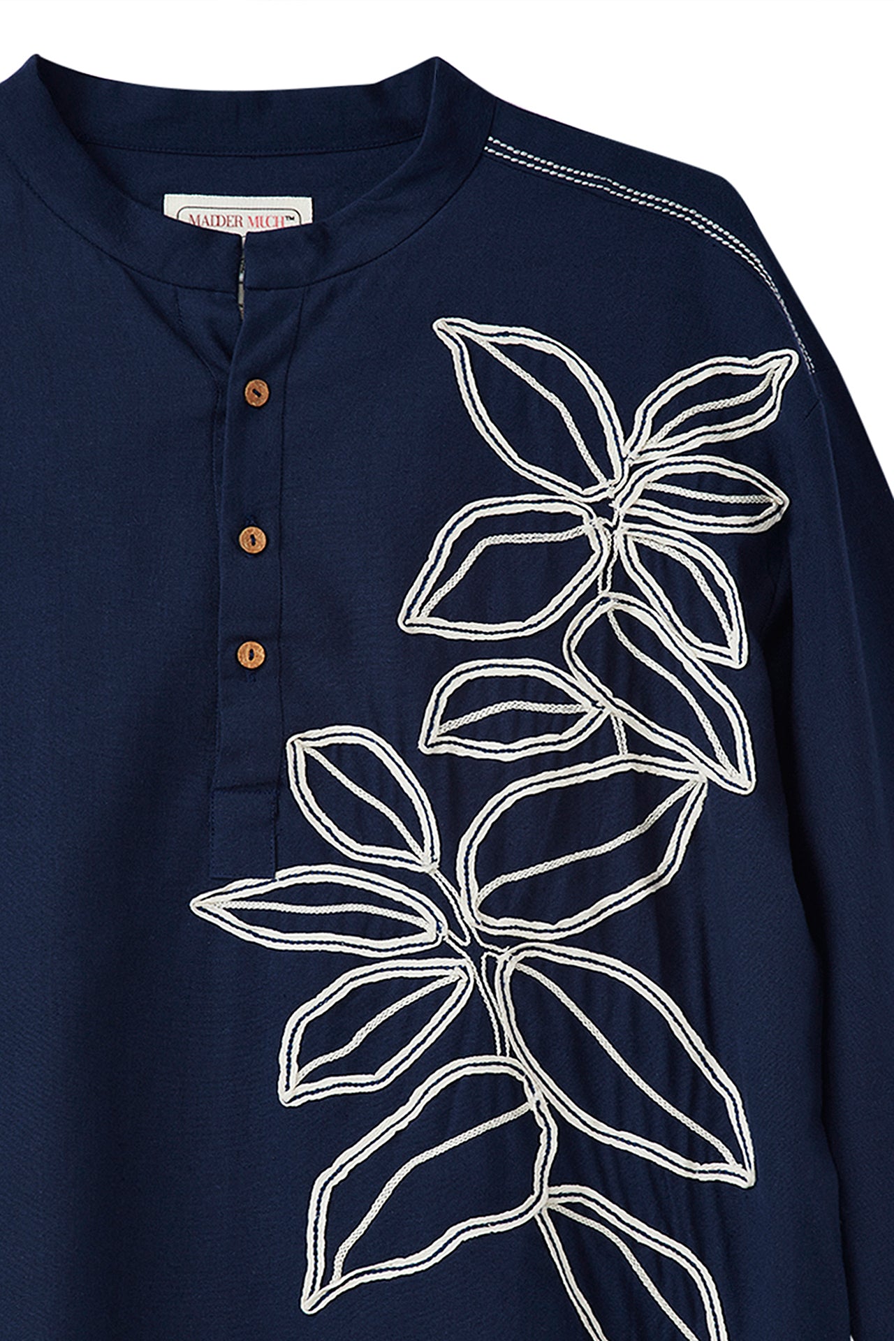 Shirt Bisa â€“ Indigoâ€™s Wildflower Burst