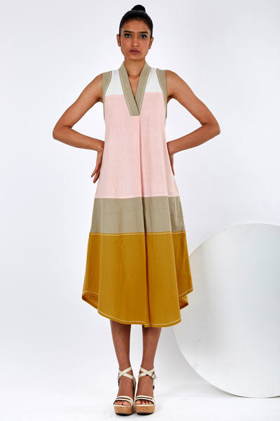 Minu - Stepped A-line Midi Dress